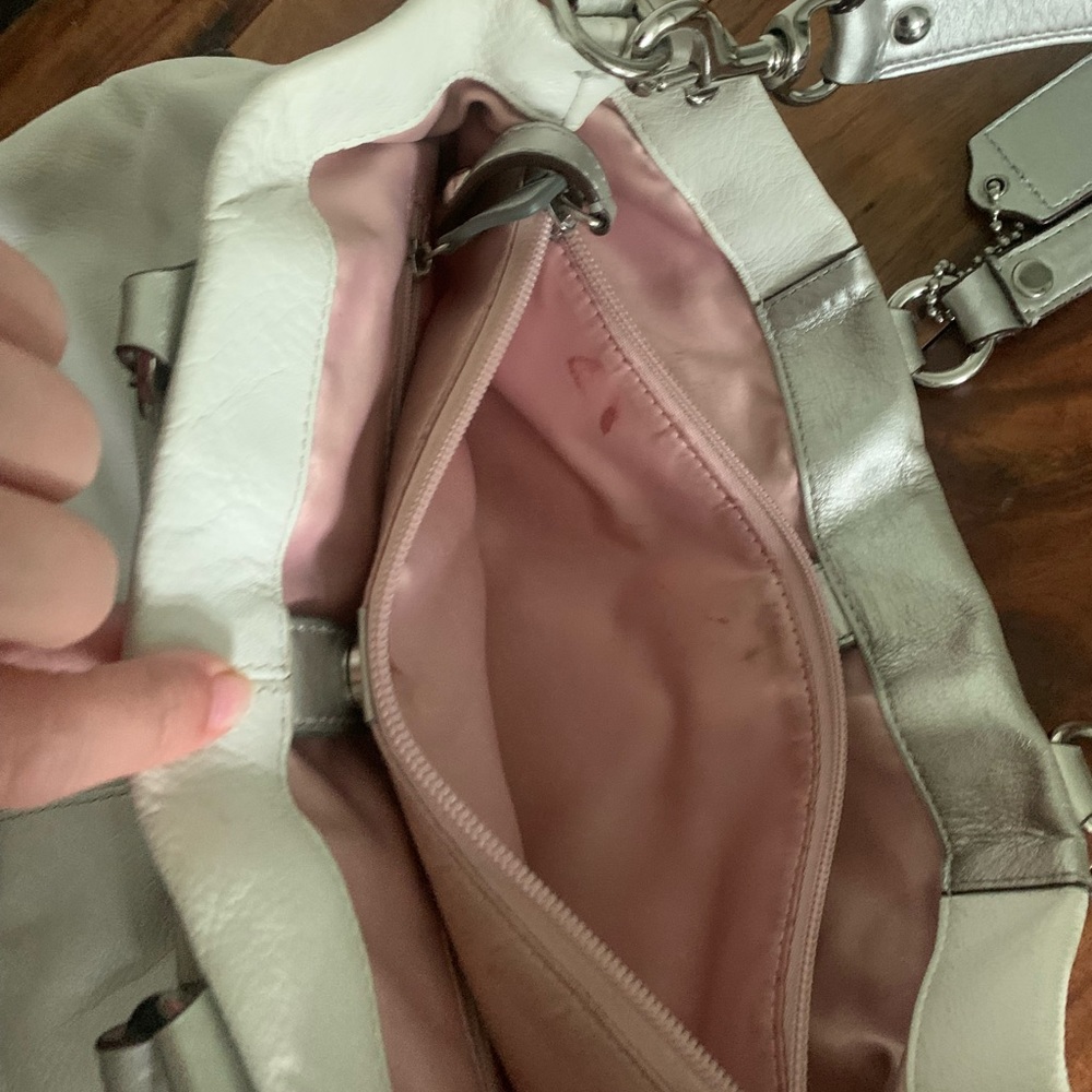 Coach Purse - Picture 4 of 7